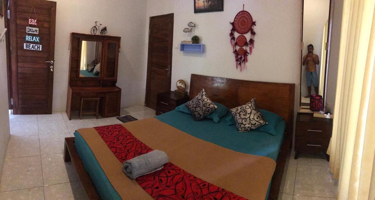 Medewi Secret SurfCamp Hotel Pulukan Exterior foto